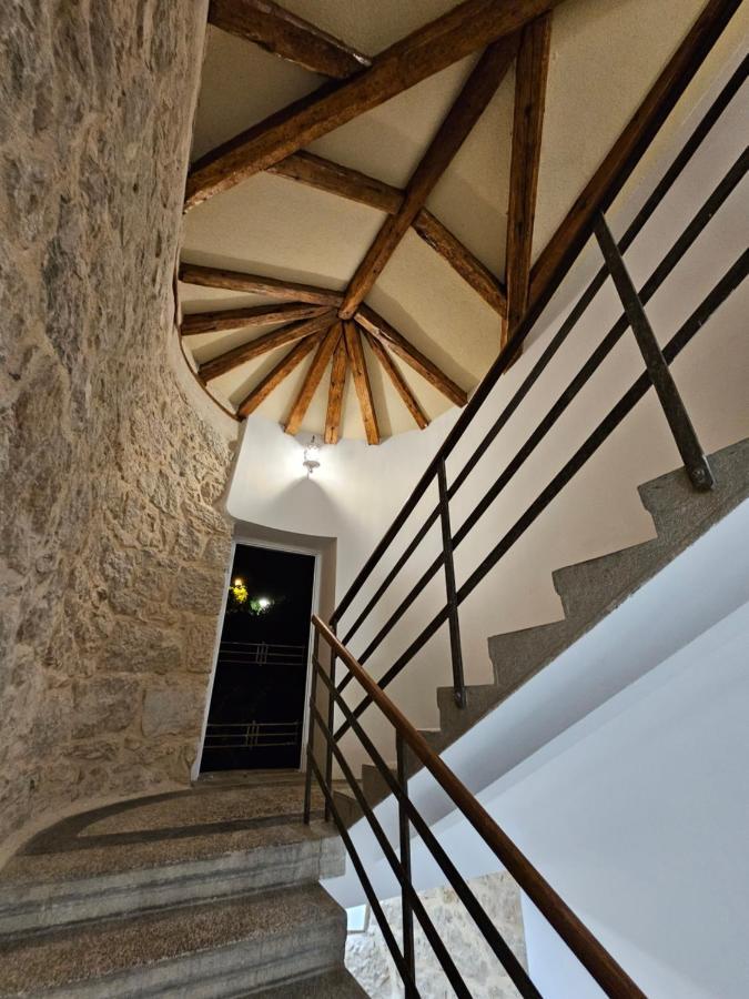 Villa Gaj Omisalj Bagian luar foto