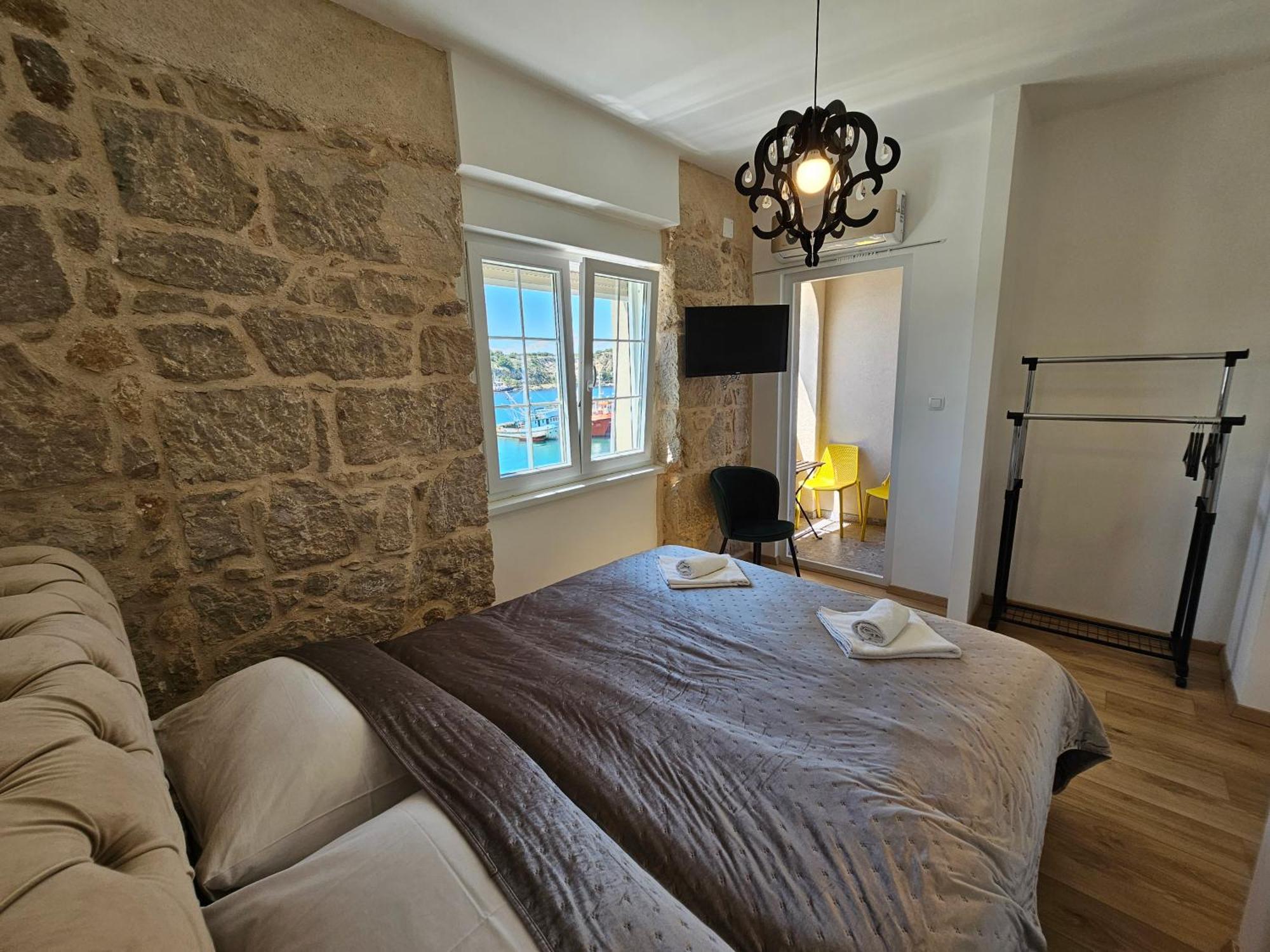 Villa Gaj Omisalj Bagian luar foto