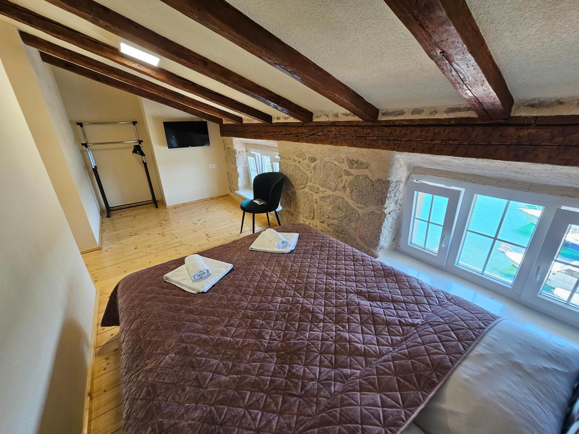 Villa Gaj Omisalj Bagian luar foto